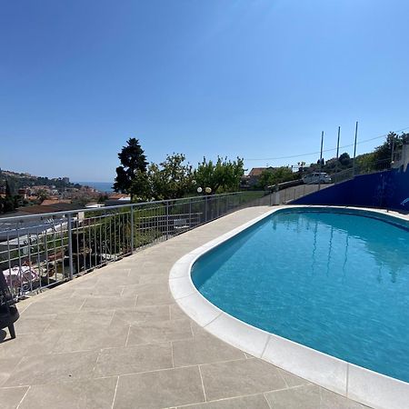 Residence Hotel Edy Imperia Exteriér fotografie