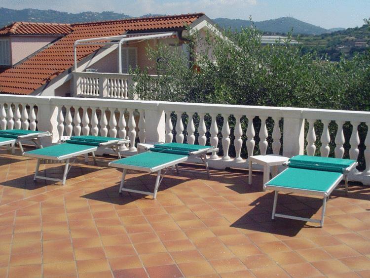 Residence Hotel Edy Imperia Exteriér fotografie